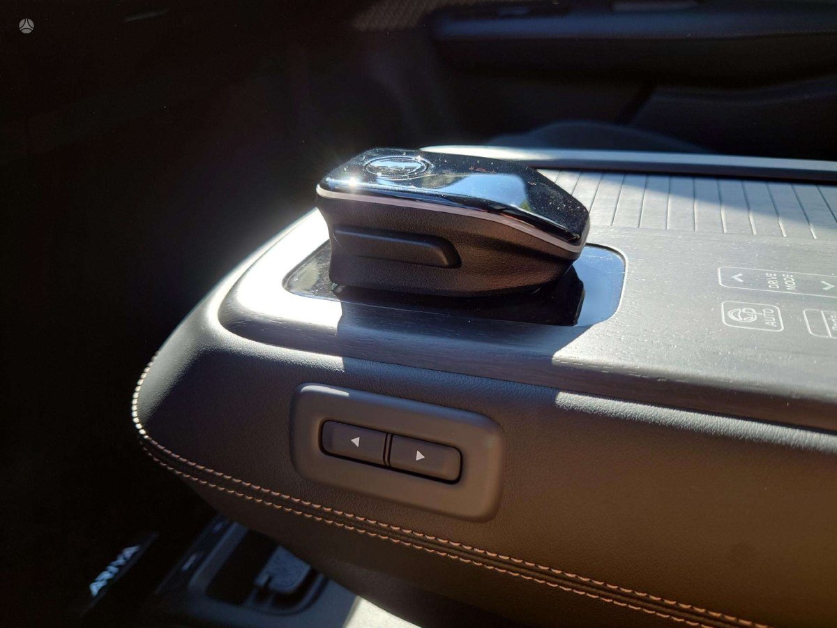 Nissan ARIYA Visureigis / Krosoveris Elektra