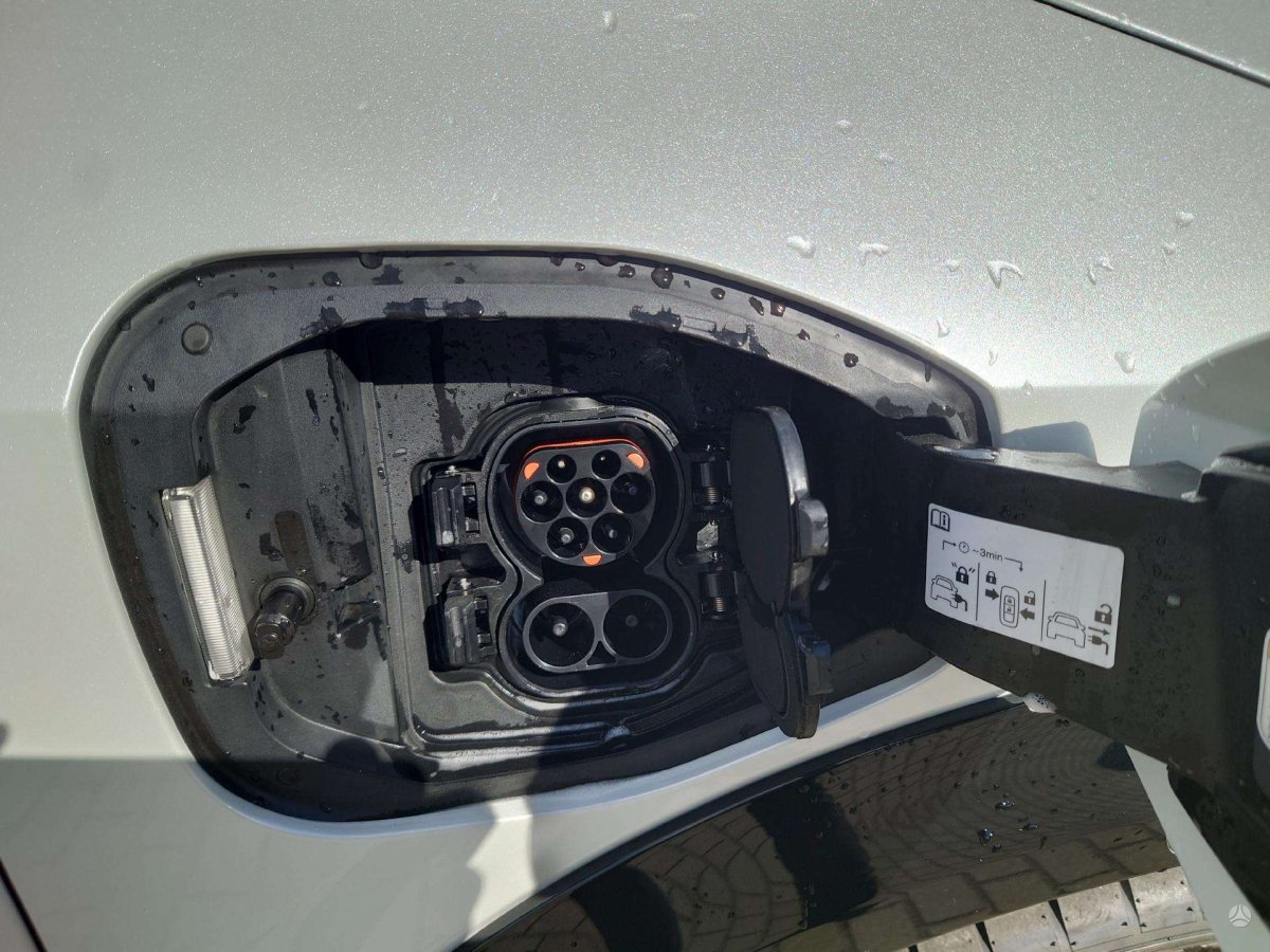 Nissan ARIYA Visureigis / Krosoveris Elektra