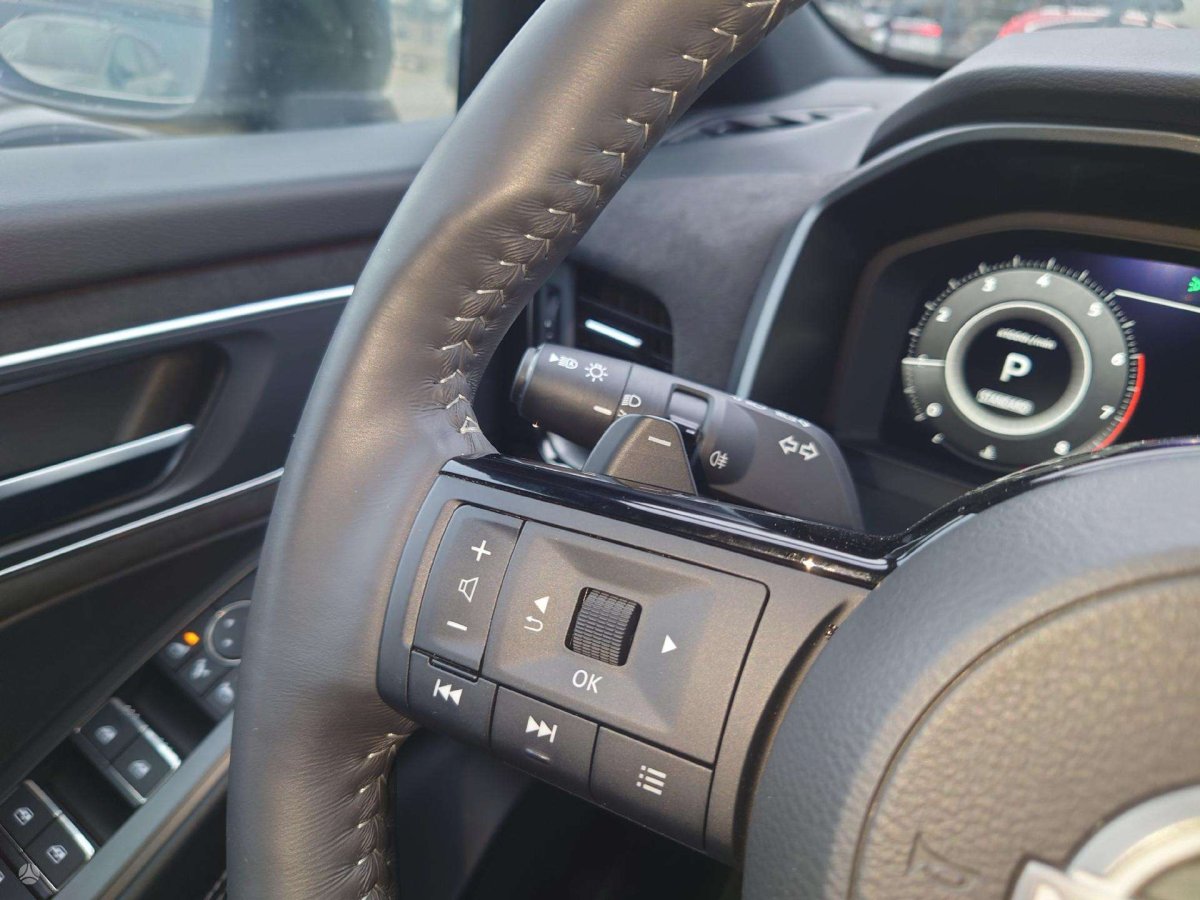 Nissan Qashqai Visureigis / Krosoveris Benzinas / elektra