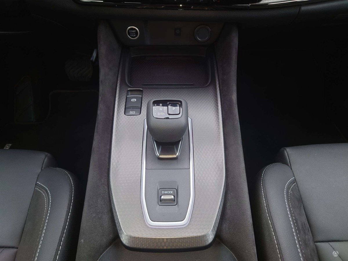 Nissan Qashqai Visureigis / Krosoveris Benzinas / elektra