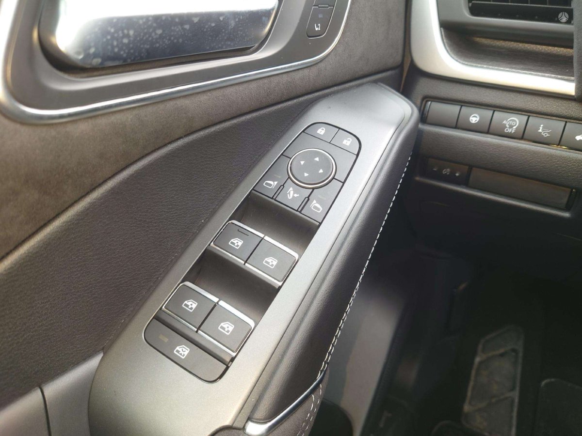 Nissan Qashqai Visureigis / Krosoveris Benzinas / elektra