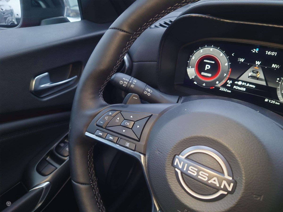 Nissan Juke Visureigis / Krosoveris Benzinas