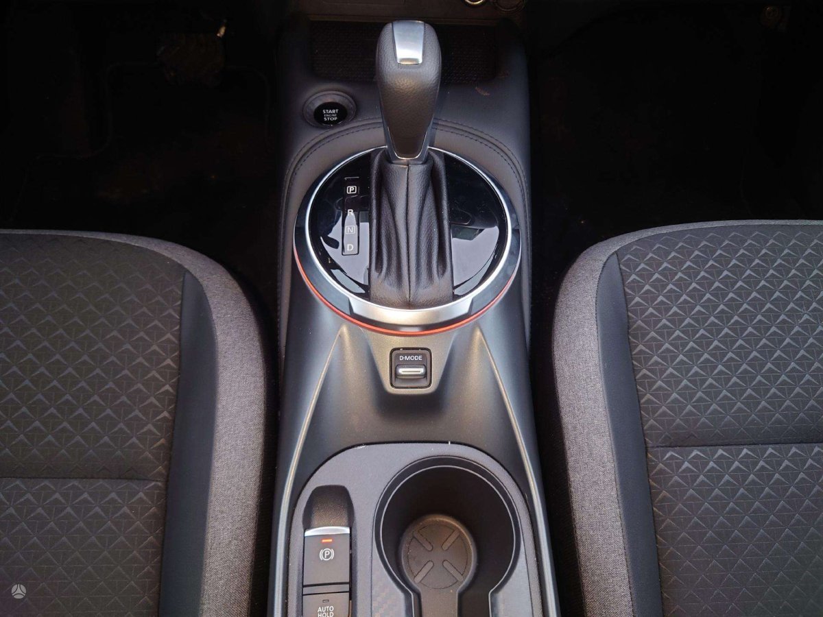 Nissan Juke Visureigis / Krosoveris Benzinas