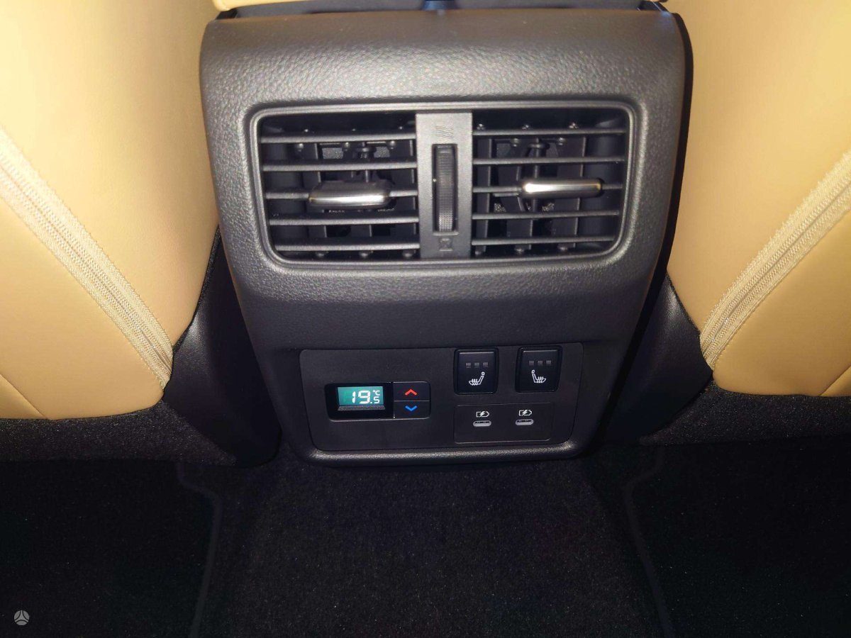 Nissan X-Trail Visureigis / Krosoveris Benzinas / elektra