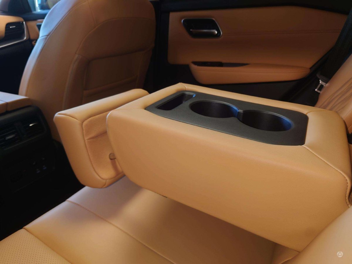 Nissan X-Trail Visureigis / Krosoveris Benzinas / elektra