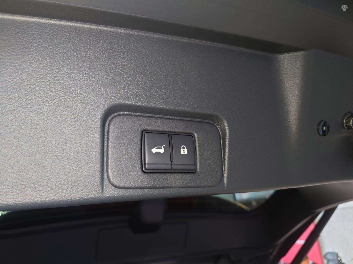 Nissan X-Trail Visureigis / Krosoveris Benzinas / elektra