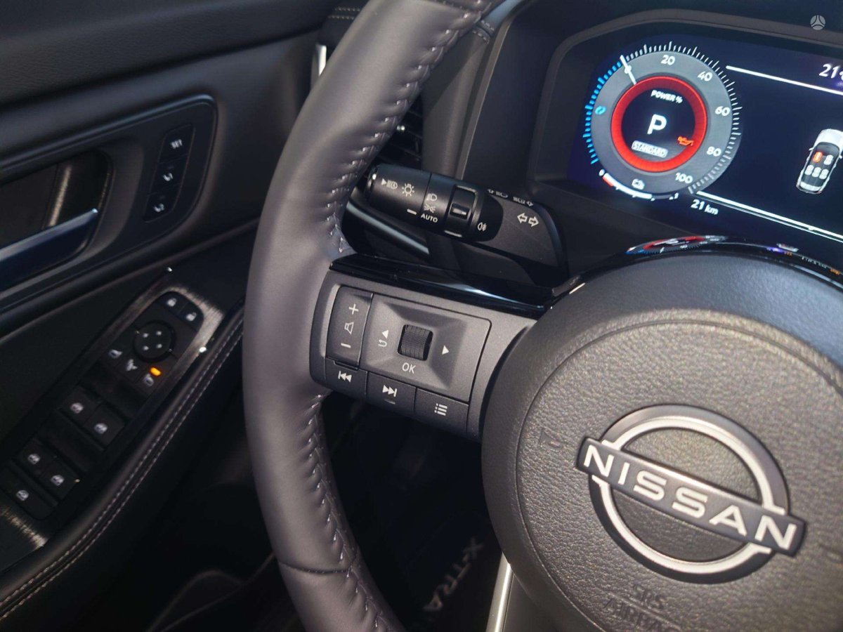 Nissan X-Trail Visureigis / Krosoveris Benzinas / elektra