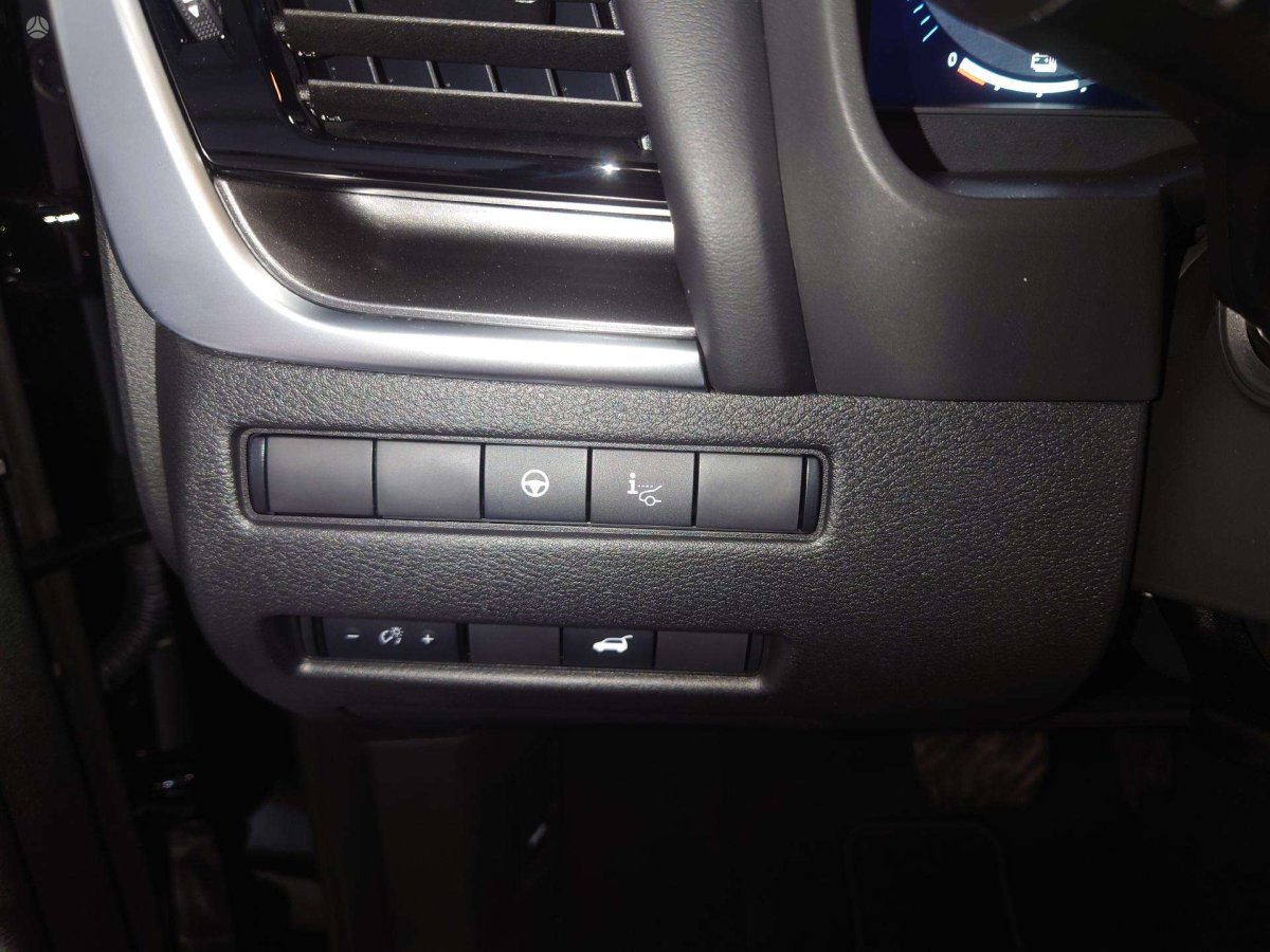 Nissan X-Trail Visureigis / Krosoveris Benzinas / elektra