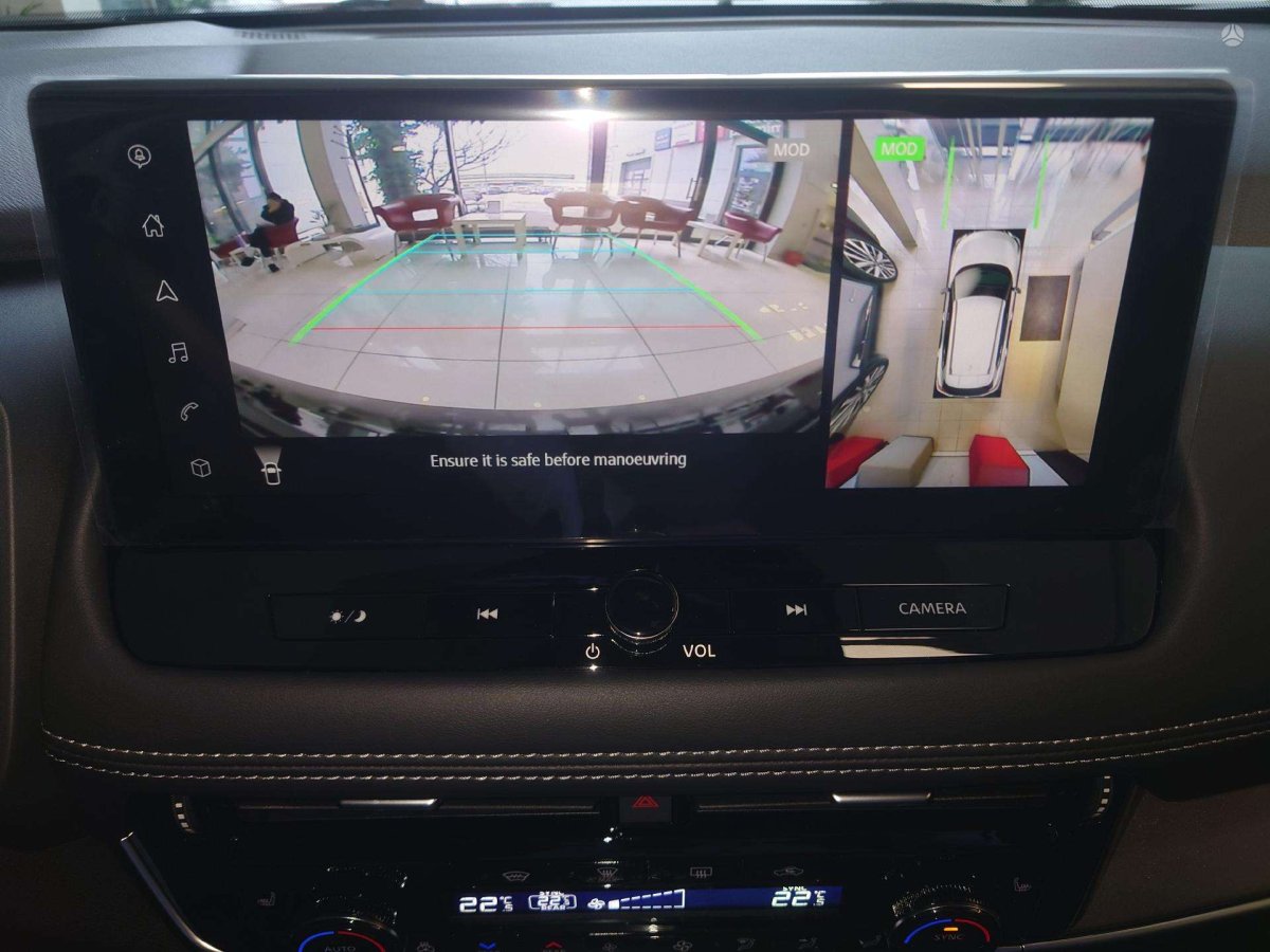 Nissan X-Trail Visureigis / Krosoveris Benzinas / elektra