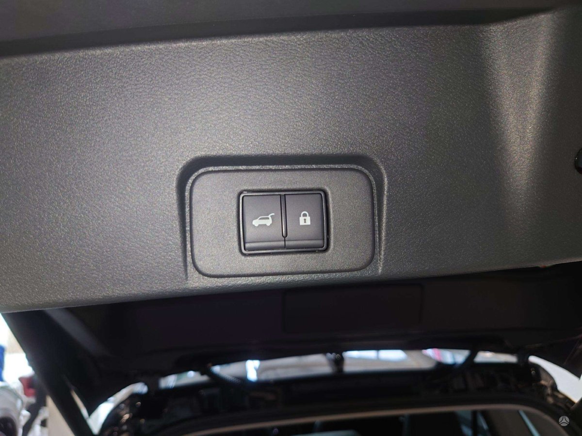 Nissan X-Trail Visureigis / Krosoveris Benzinas / elektra