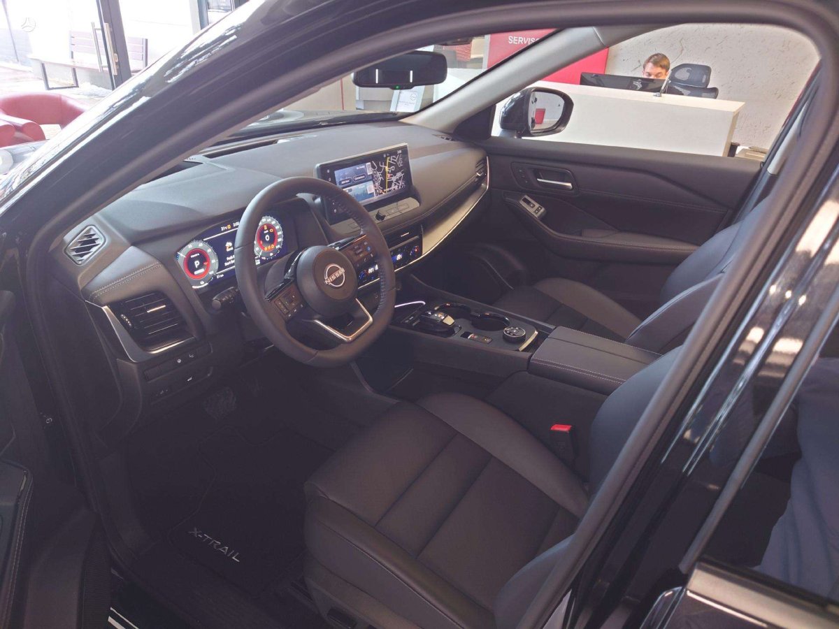 Nissan X-Trail Visureigis / Krosoveris Benzinas / elektra