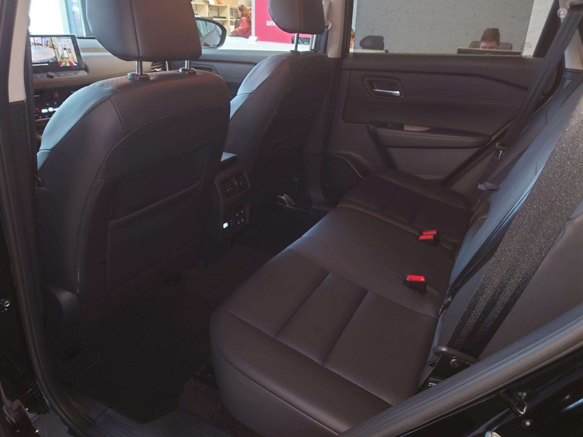 Nissan X-Trail Visureigis / Krosoveris Benzinas / elektra