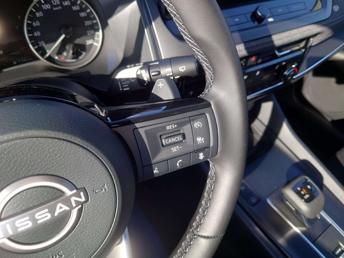 Nissan Qashqai Visureigis / Krosoveris Benzinas / elektra