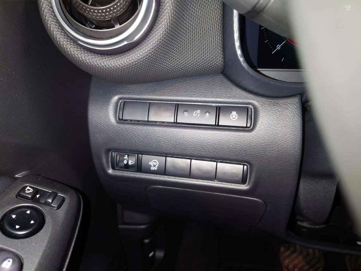 Nissan Juke Visureigis / Krosoveris Benzinas