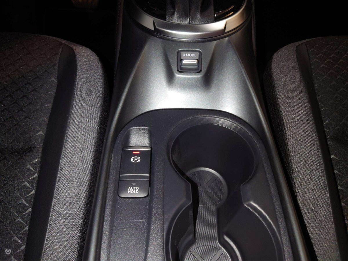 Nissan Juke Visureigis / Krosoveris Benzinas