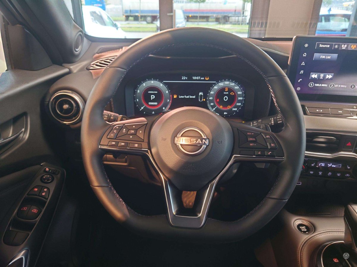 Nissan Juke Visureigis / Krosoveris Benzinas