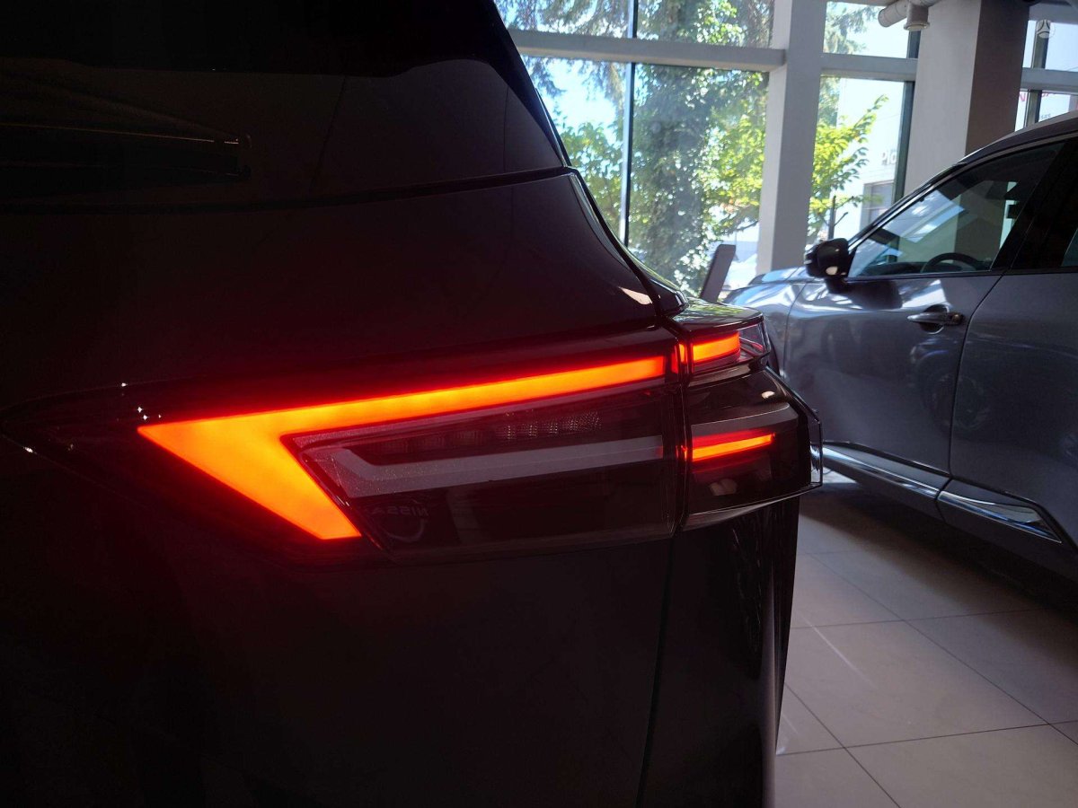 Nissan Qashqai Visureigis / Krosoveris Benzinas / elektra