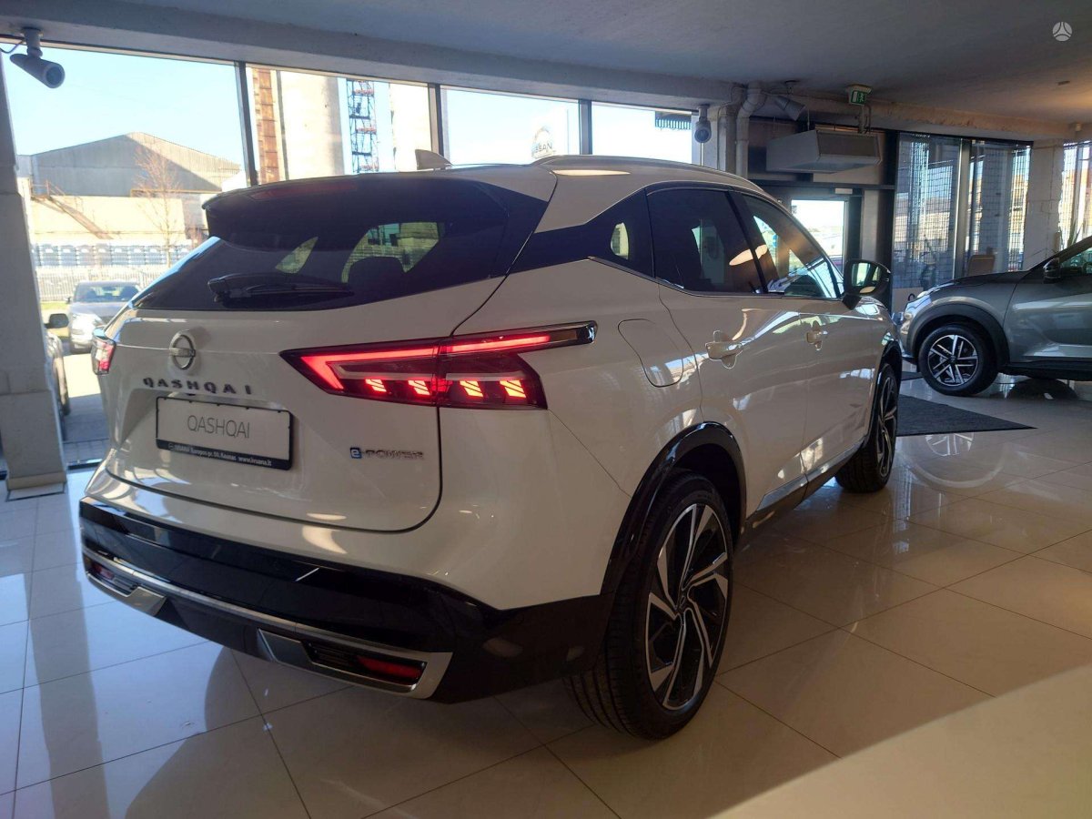 Nissan Qashqai Visureigis / Krosoveris Benzinas / elektra