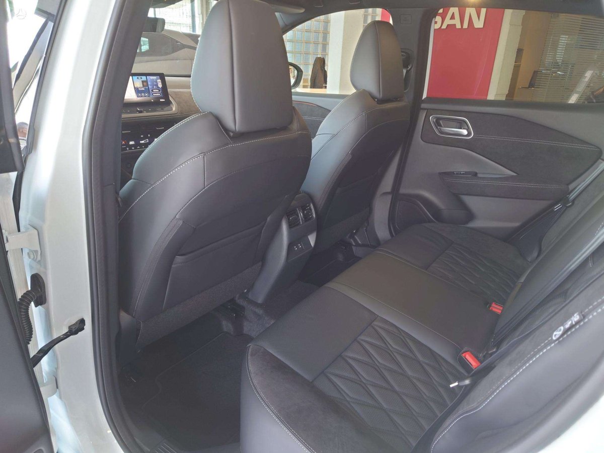 Nissan Qashqai Visureigis / Krosoveris Benzinas / elektra