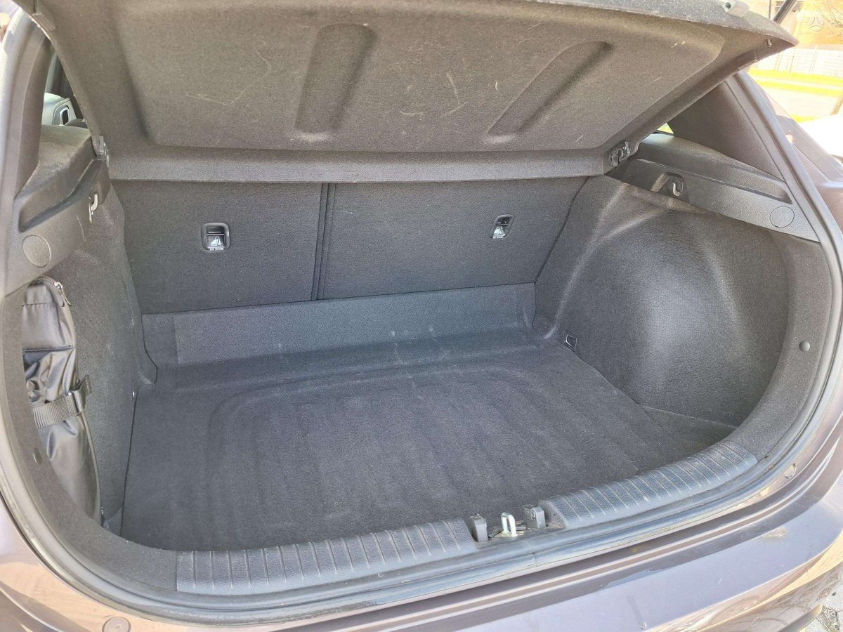 Kia Ceed Hečbekas Benzinas