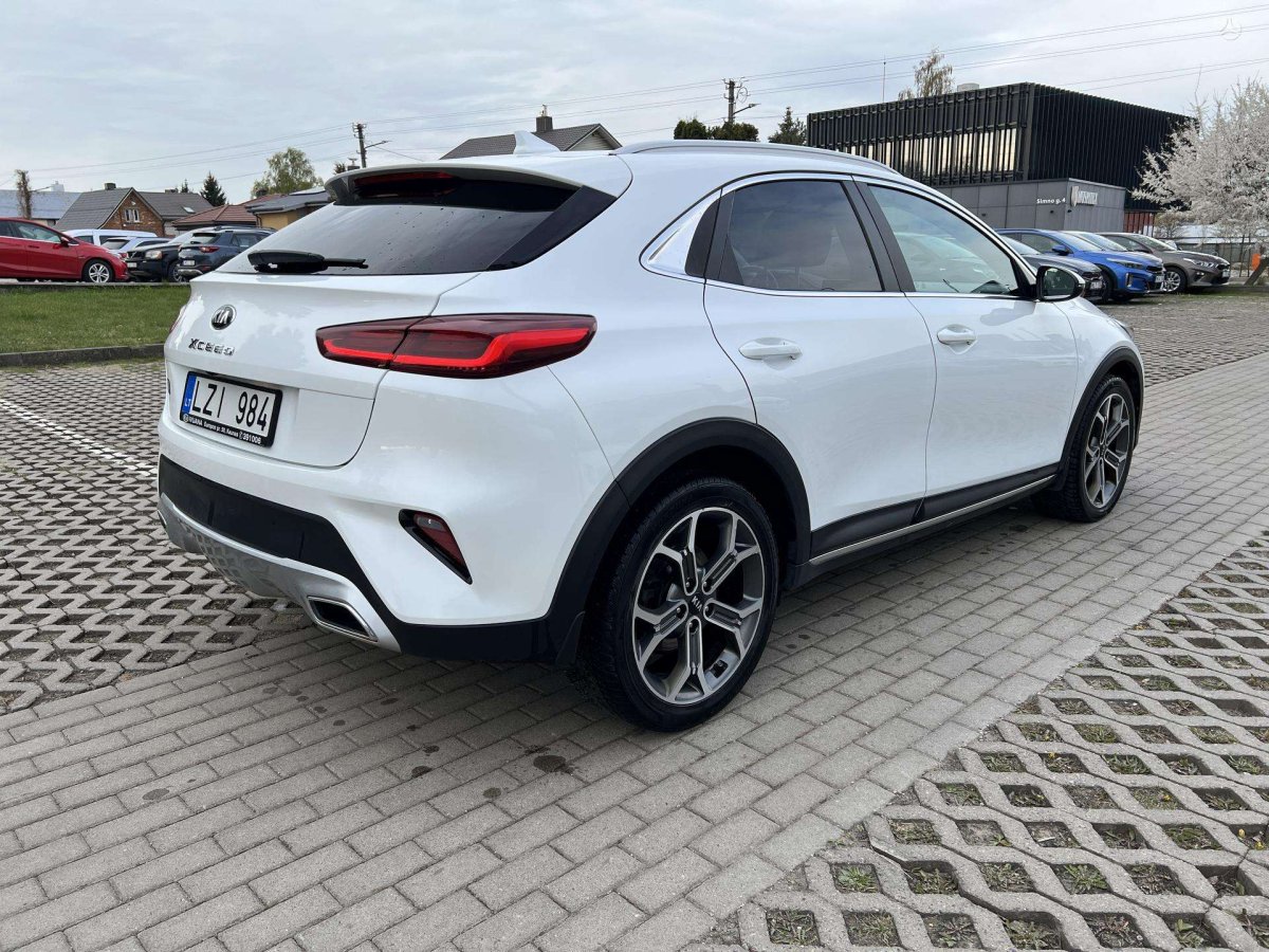 Kia XCeed Visureigis / Krosoveris Benzinas