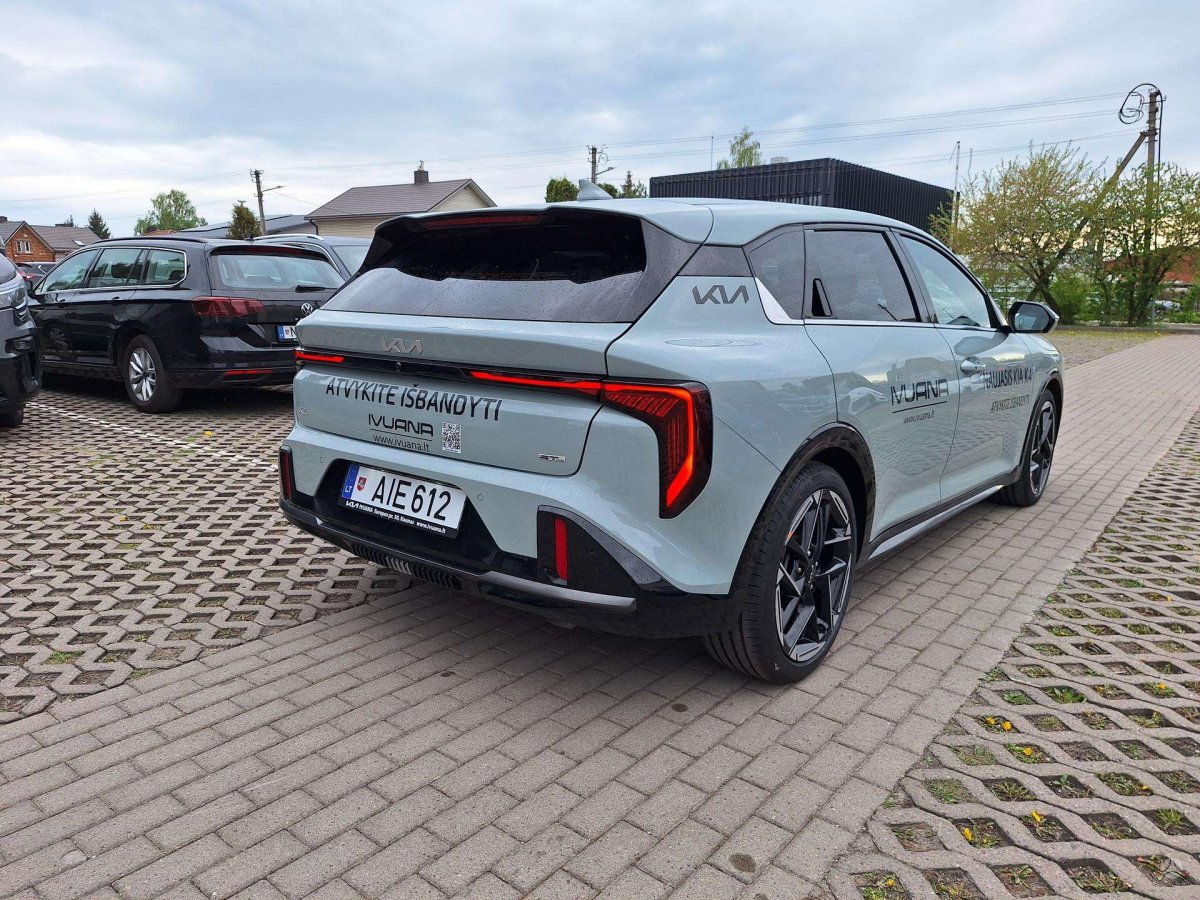Kia K4 Hečbekas Benzinas