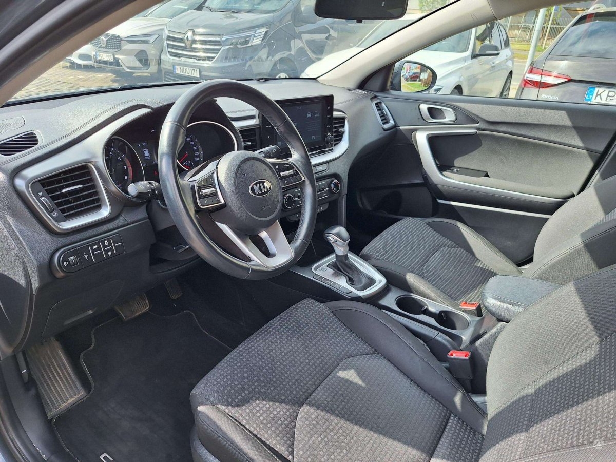Kia Ceed Hečbekas Benzinas