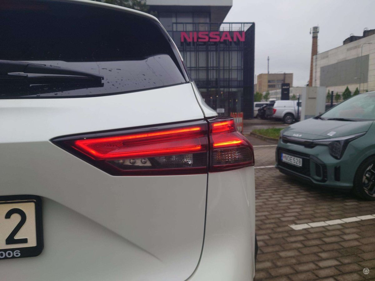 Nissan Qashqai Visureigis / Krosoveris Benzinas / elektra