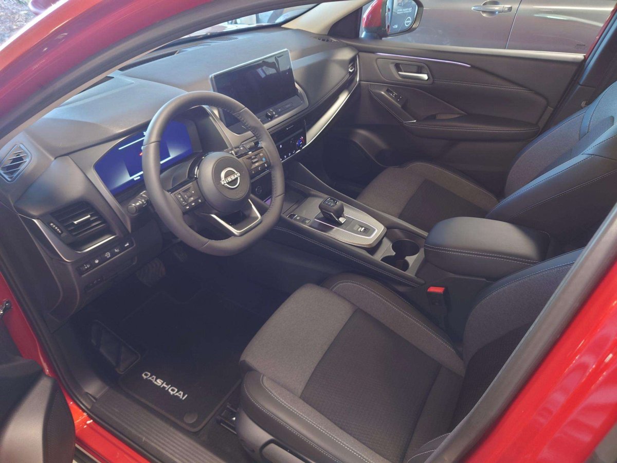 Nissan Qashqai Visureigis / Krosoveris Benzinas / elektra