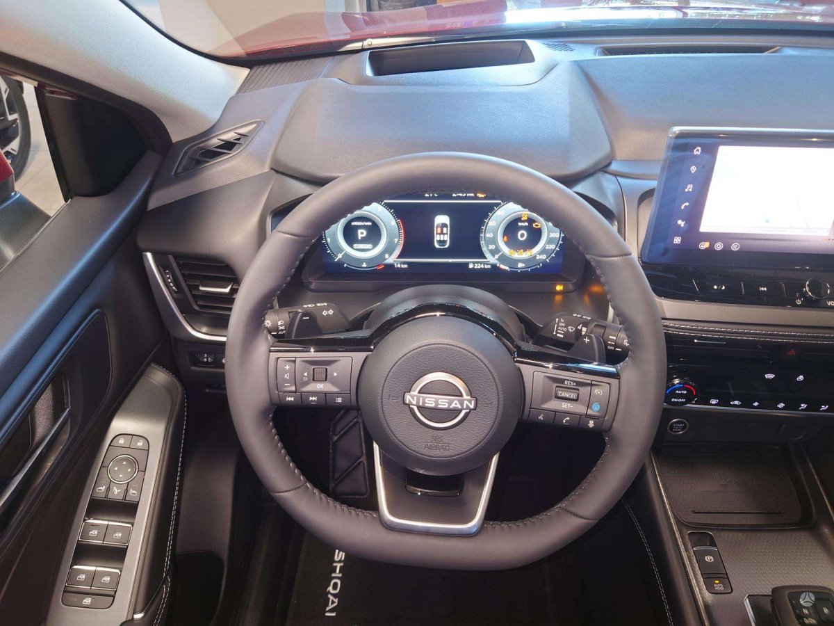 Nissan Qashqai Visureigis / Krosoveris Benzinas / elektra