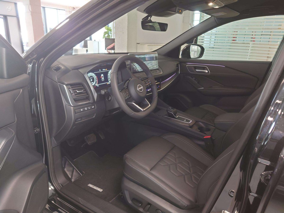 Nissan Qashqai Visureigis / Krosoveris Benzinas / elektra