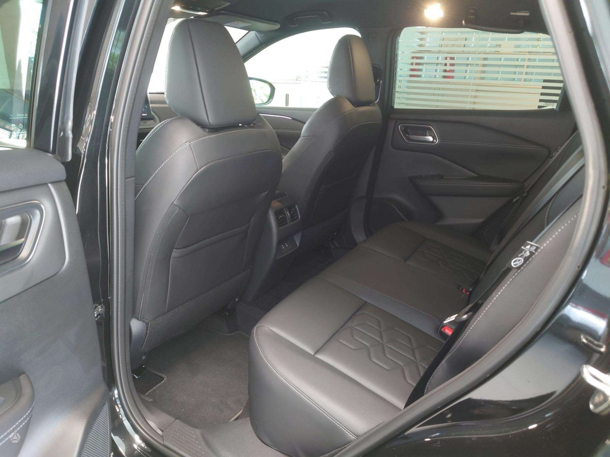Nissan Qashqai Visureigis / Krosoveris Benzinas / elektra