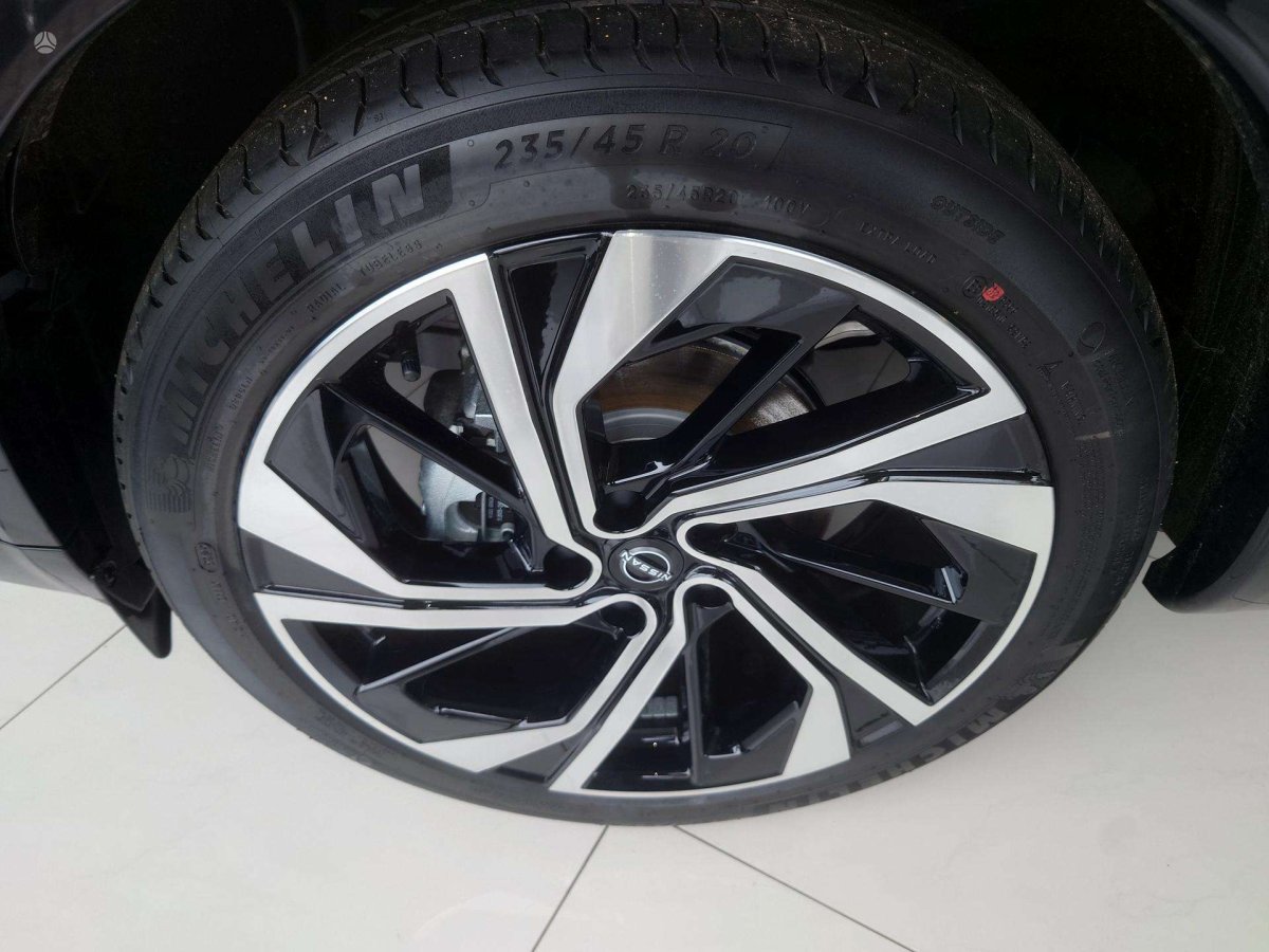 Nissan Qashqai Visureigis / Krosoveris Benzinas / elektra