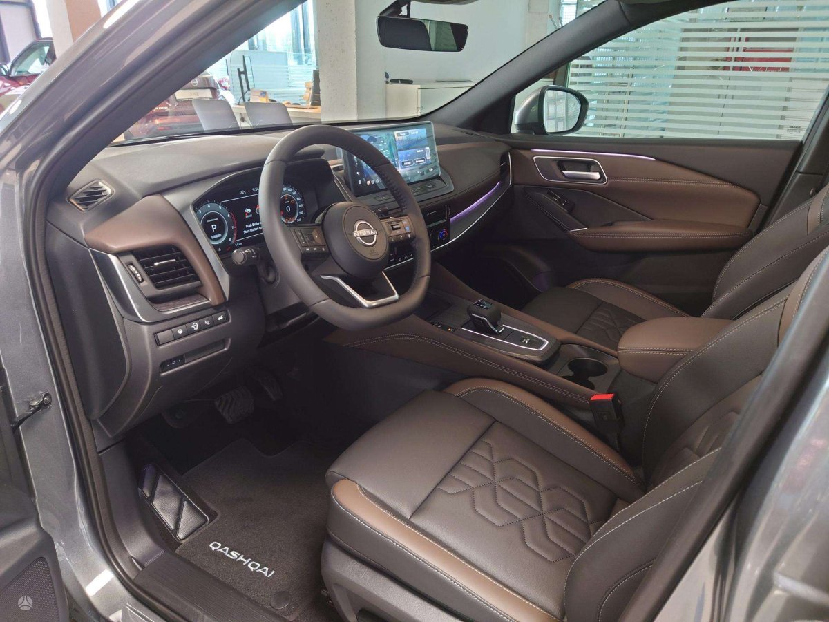 Nissan Qashqai Visureigis / Krosoveris Benzinas / elektra
