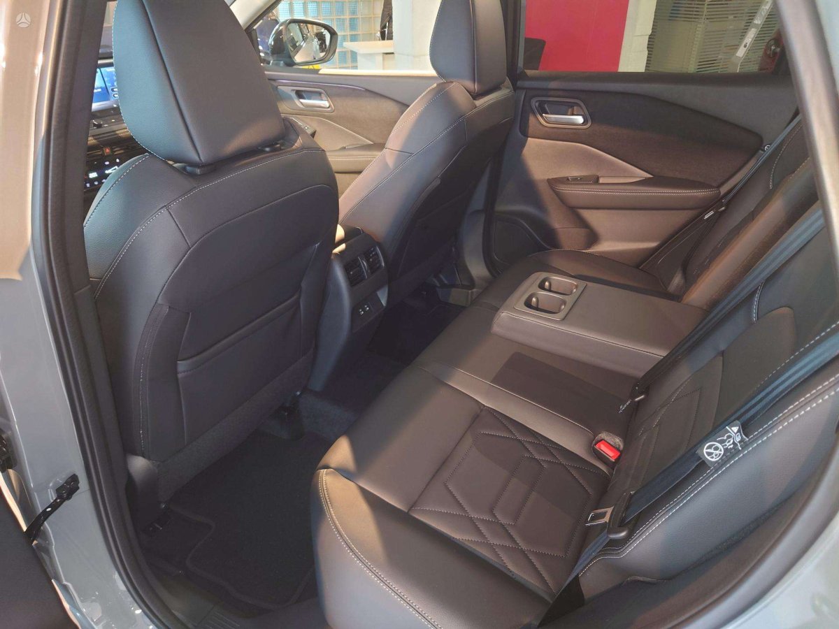 Nissan Qashqai Visureigis / Krosoveris Benzinas / elektra