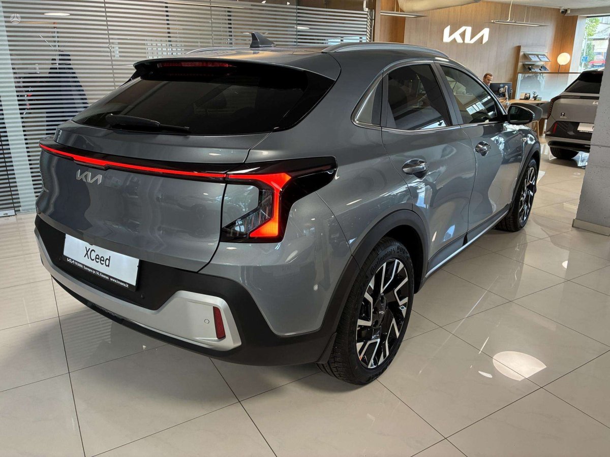 Kia XCeed Visureigis / Krosoveris Benzinas