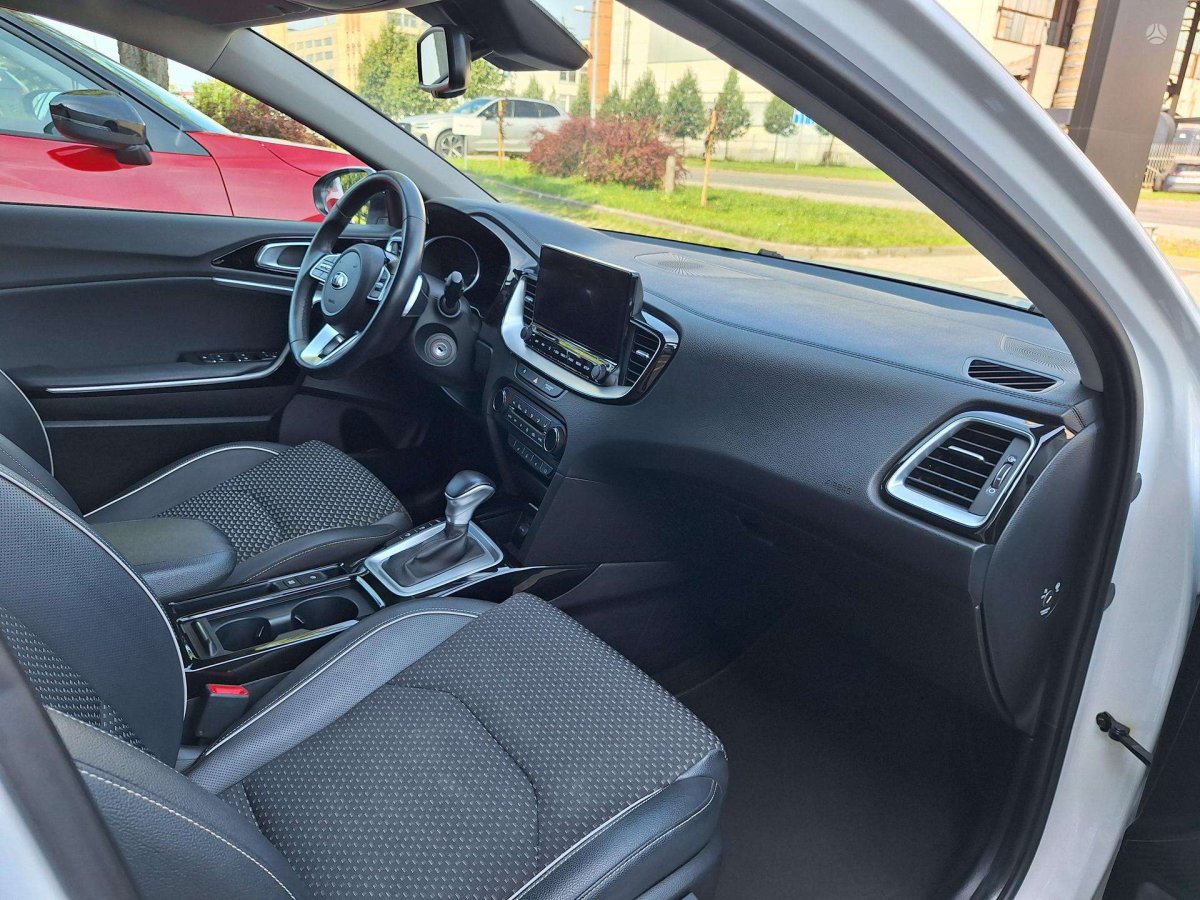 Kia XCeed Visureigis / Krosoveris Benzinas
