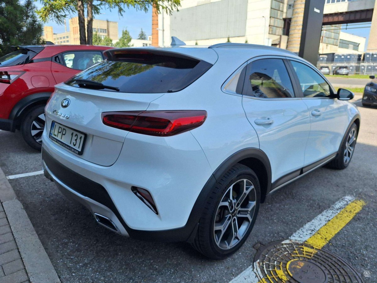 Kia XCeed Visureigis / Krosoveris Benzinas