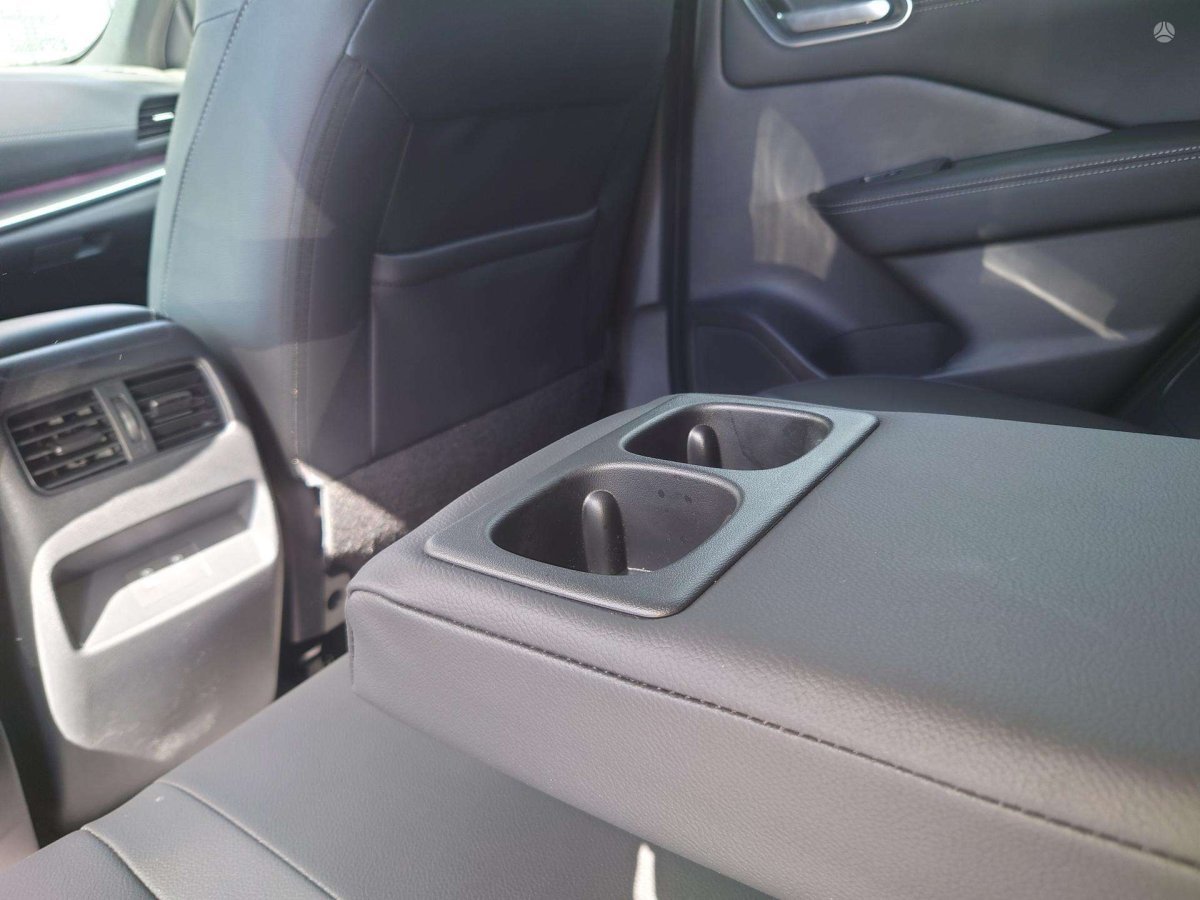 Nissan Qashqai Visureigis / Krosoveris Benzinas / elektra
