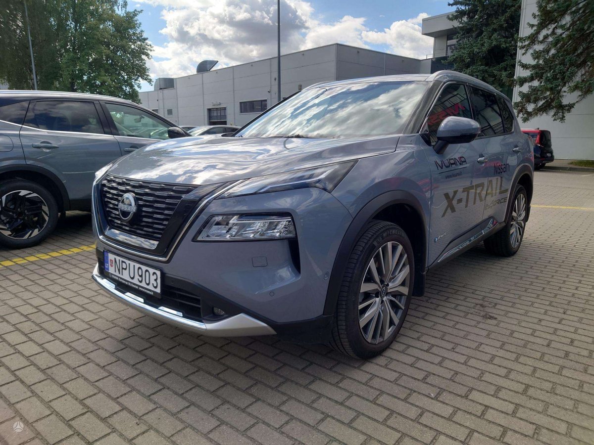 Nissan X-Trail Visureigis / Krosoveris Benzinas / elektra