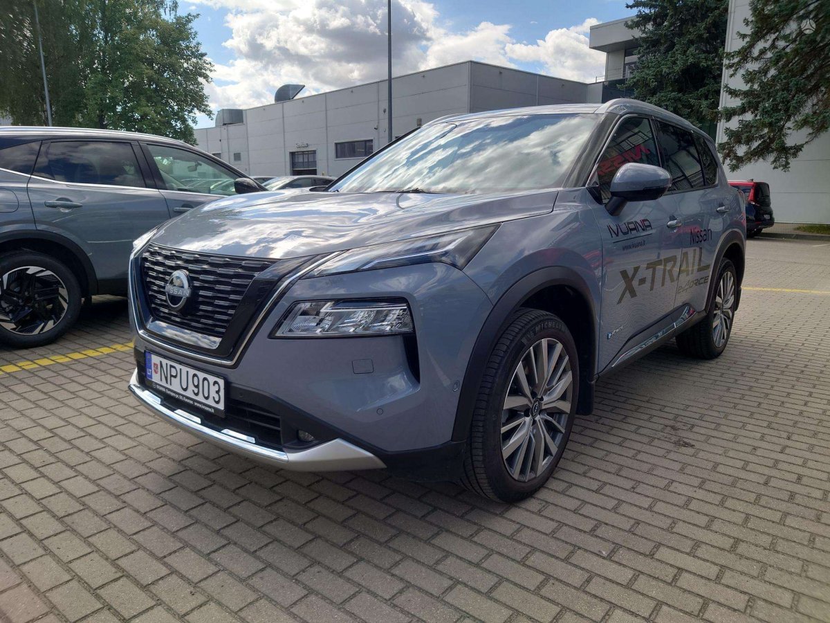 Nissan X-Trail Visureigis / Krosoveris Benzinas / elektra