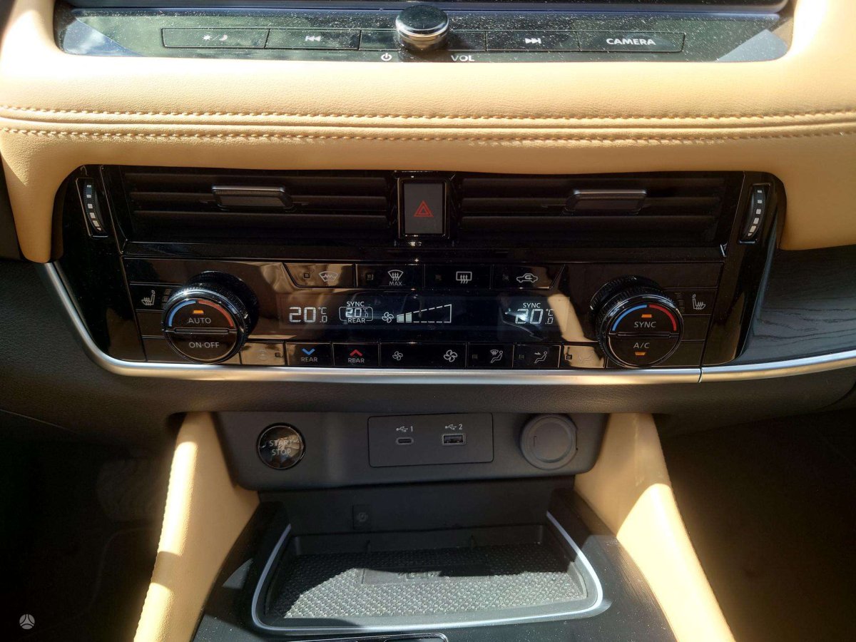 Nissan X-Trail Visureigis / Krosoveris Benzinas / elektra