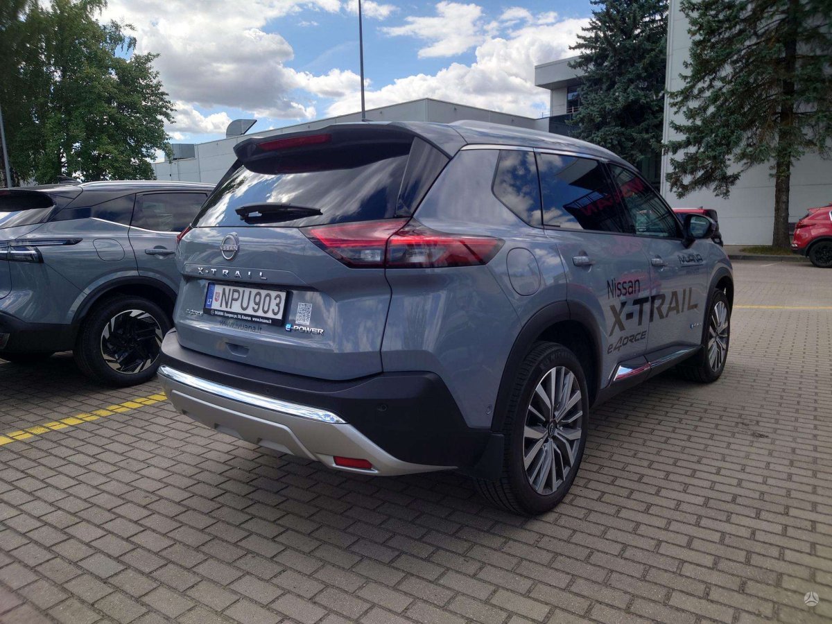 Nissan X-Trail Visureigis / Krosoveris Benzinas / elektra