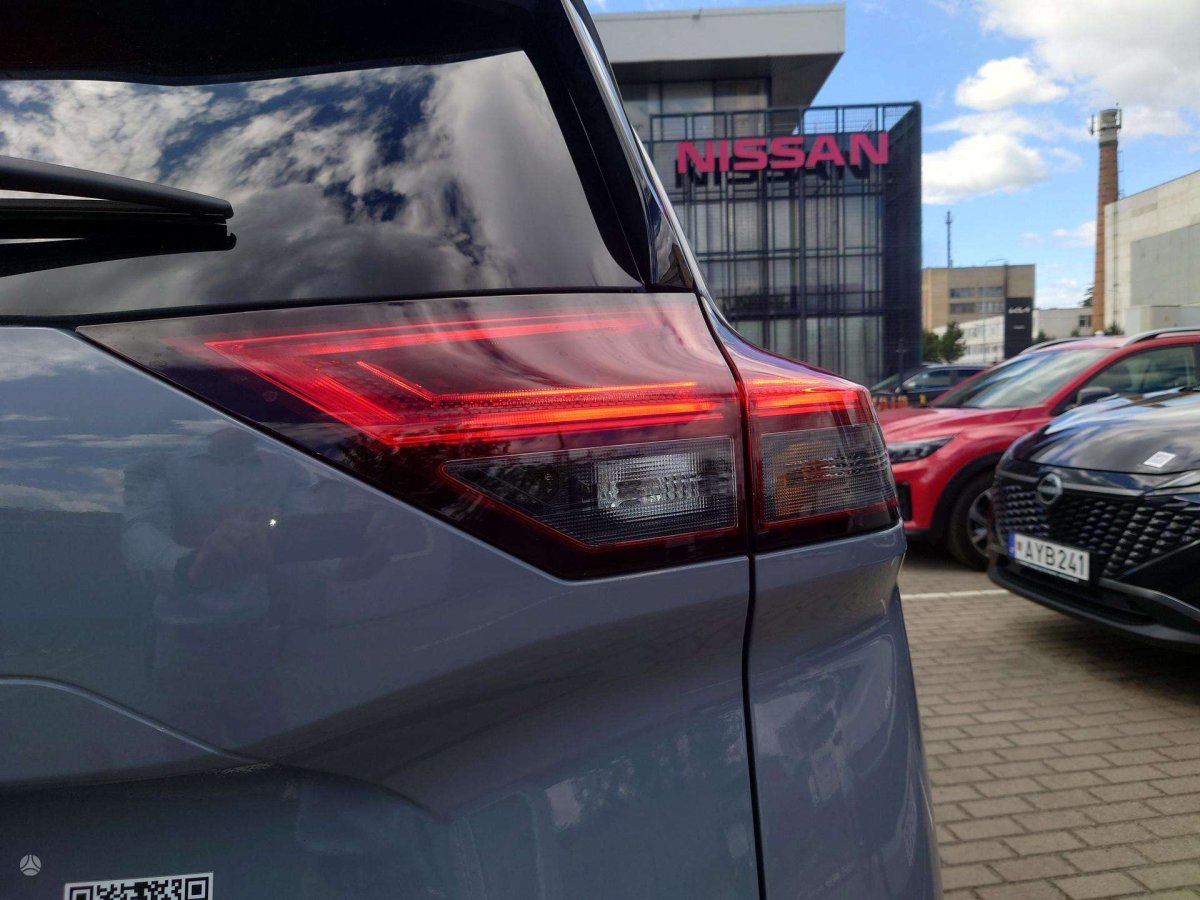 Nissan X-Trail Visureigis / Krosoveris Benzinas / elektra