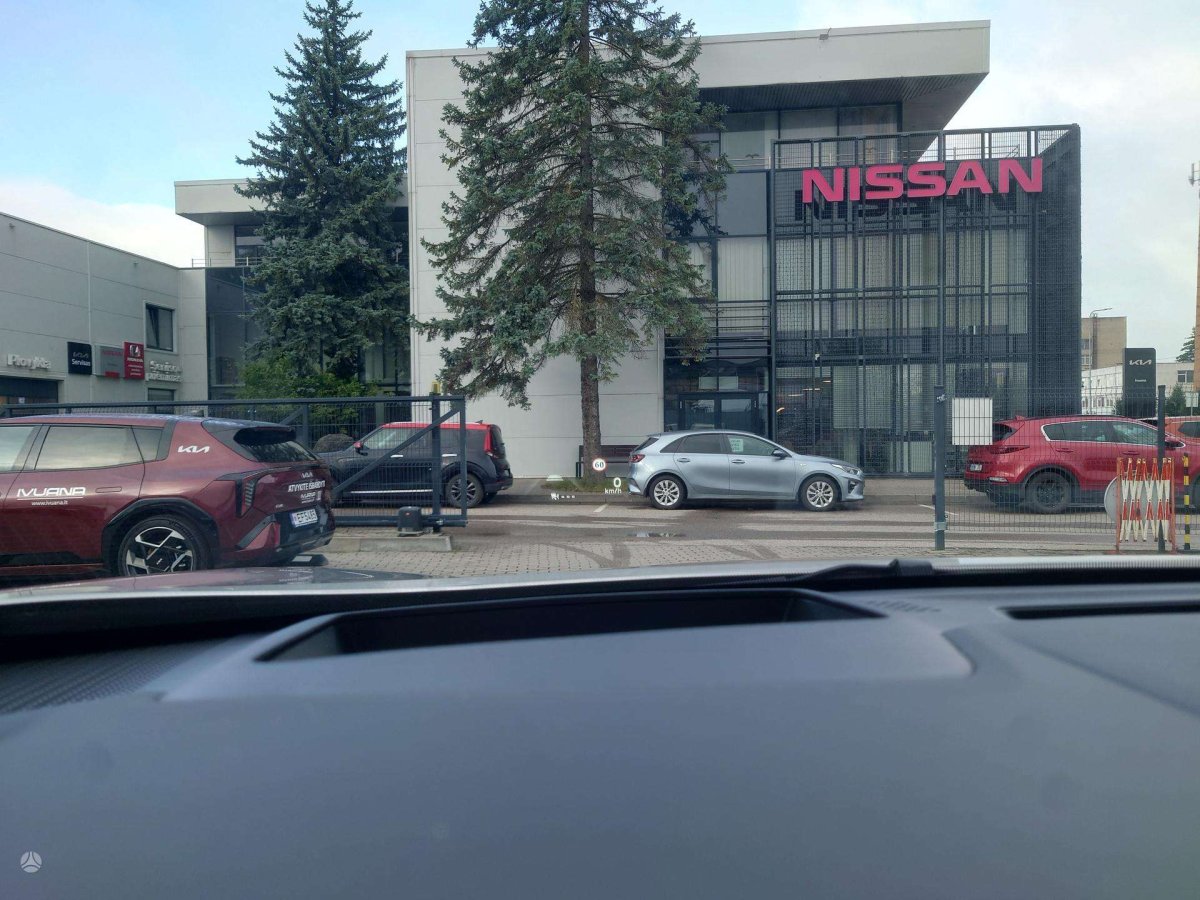 Nissan X-Trail Visureigis / Krosoveris Benzinas / elektra