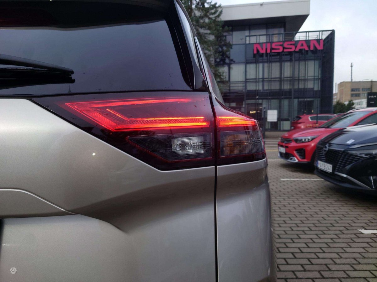 Nissan X-Trail Visureigis / Krosoveris Benzinas / elektra