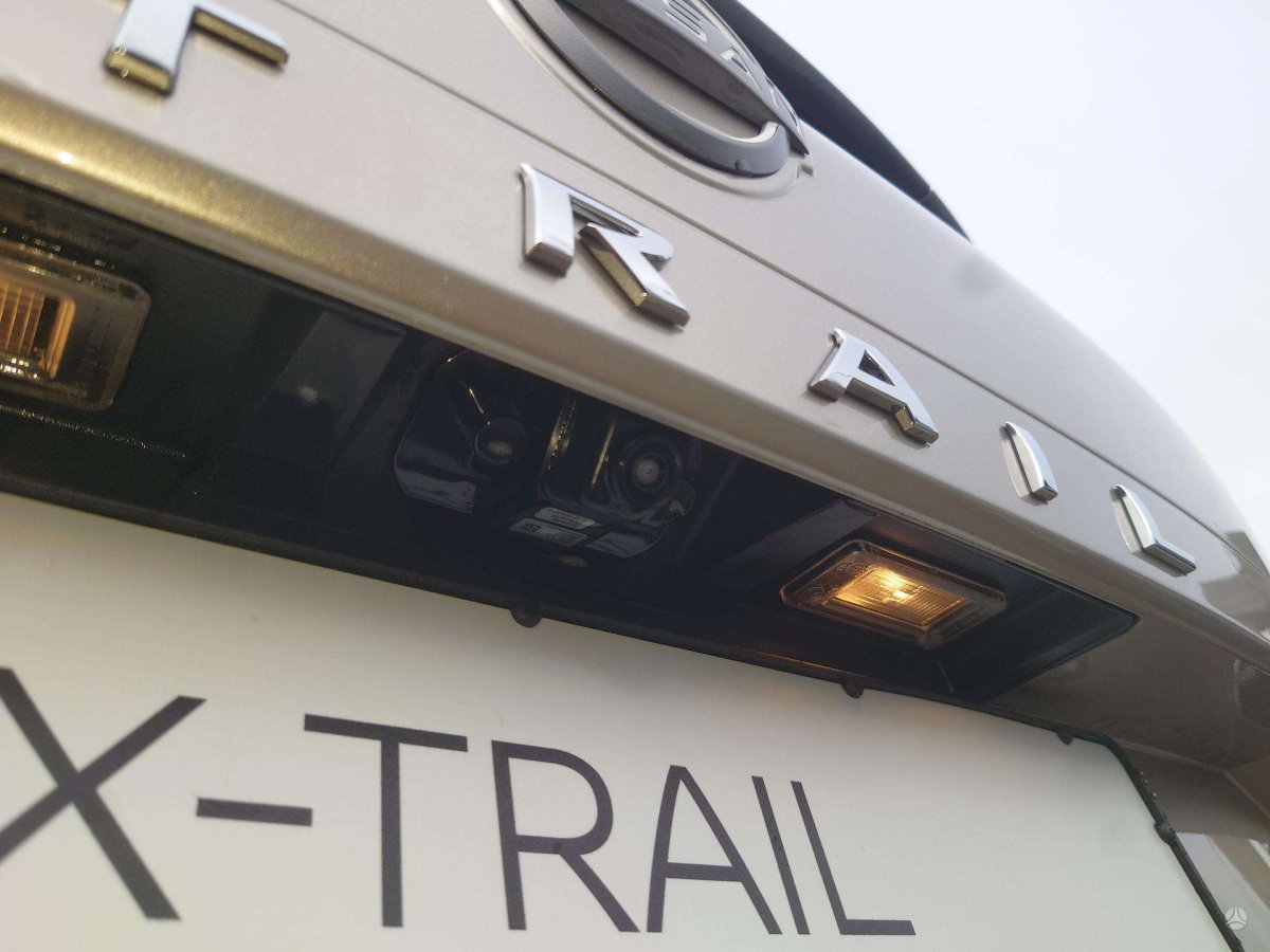 Nissan X-Trail Visureigis / Krosoveris Benzinas / elektra