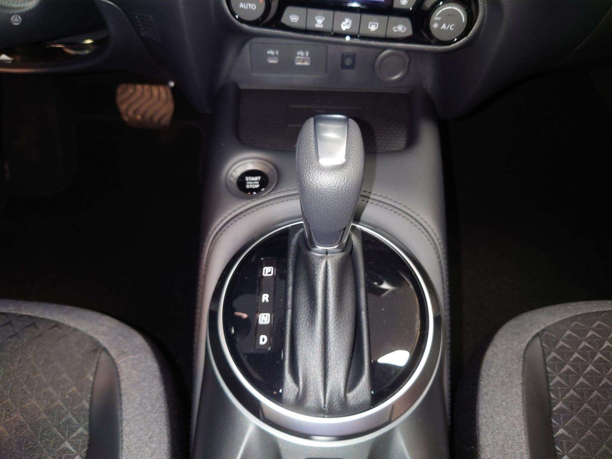 Nissan Juke Visureigis / Krosoveris Benzinas
