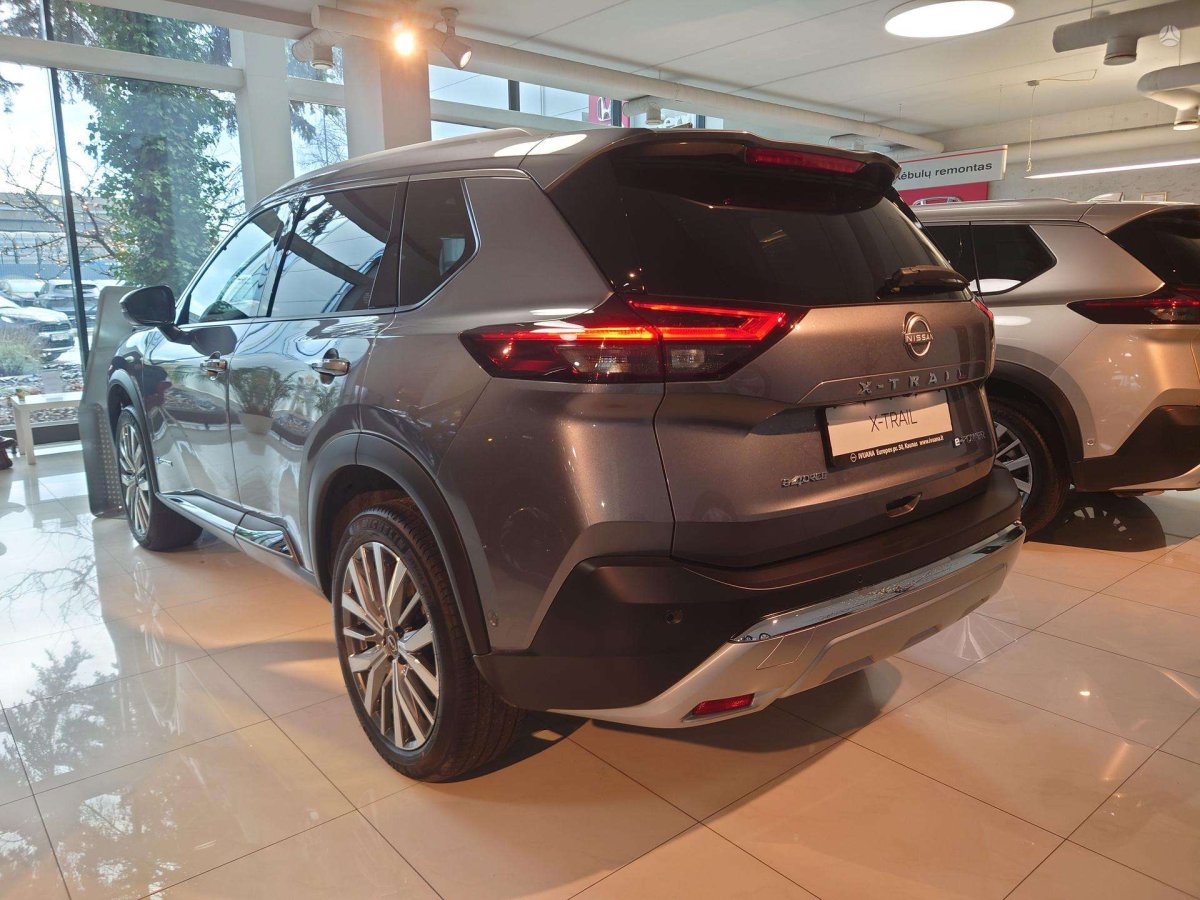 Nissan X-Trail Visureigis / Krosoveris Benzinas / elektra