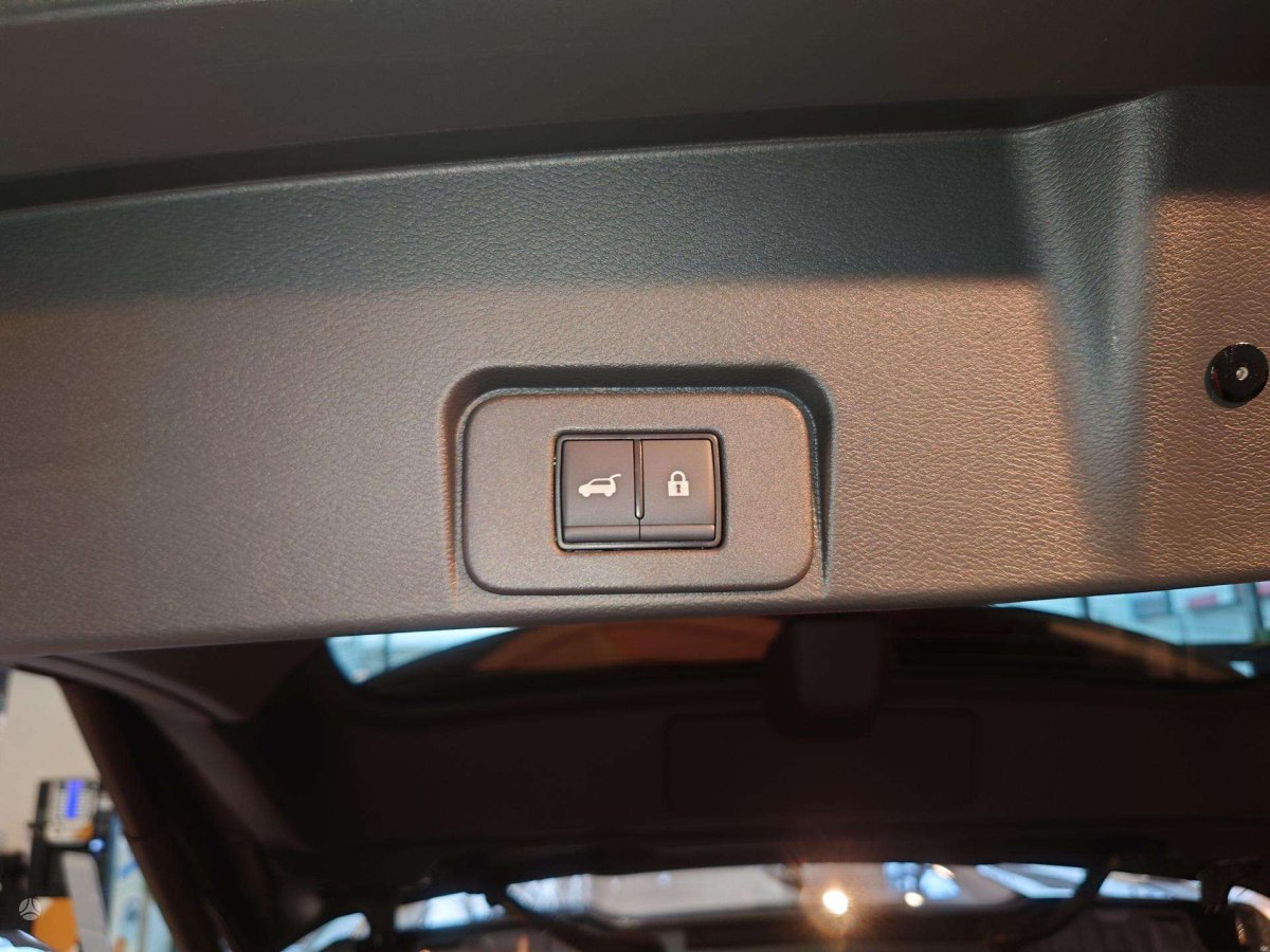 Nissan X-Trail Visureigis / Krosoveris Benzinas / elektra